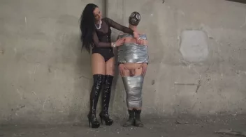 Verpackt und den Schwanz abgemolken Screencap 44 on sinx.preview.netperv.com