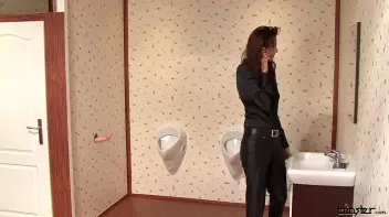 Milk For Kitty Screencap 3 on sinx.preview.netperv.com