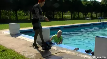 Wet And Creamy At The Pool Screencap 45 on sinx.preview.netperv.com