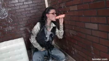 Alice Nice covered in jizz within seconds Screencap 24 on sinx.preview.netperv.com