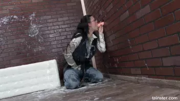 Alice Nice covered in jizz within seconds Screencap 26 on sinx.preview.netperv.com