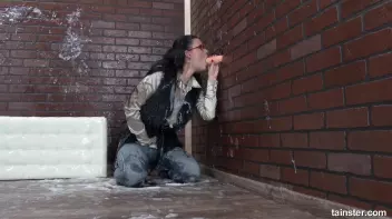 Alice Nice covered in jizz within seconds Screencap 28 on sinx.preview.netperv.com