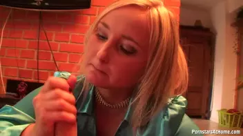 Paris Takes Care Of That Cock Screencap 19 on sinx.preview.netperv.com