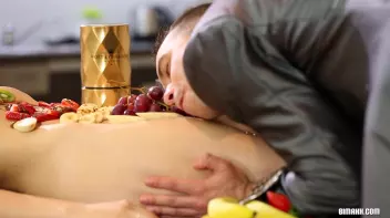 A Feast For The Bi Eyes Screencap 27 on sinx.preview.netperv.com