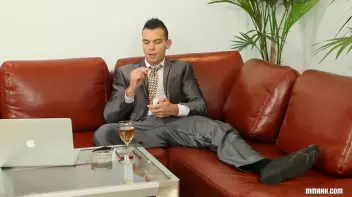 A Feast For The Bi Eyes Screencap 3 on sinx.preview.netperv.com