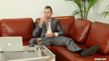 A Feast For The Bi Eyes Screencap 4 on sinx.preview.netperv.com