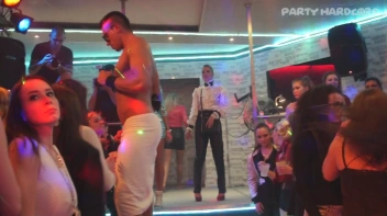 Party Hardcore Gone Crazy Vol. 25 Part 2 - Cam 2 Screencap 4 on sinx.preview.netperv.com