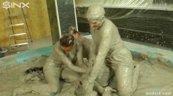 Messy girls double team hot blonde in mud wrestling catfight Screencap 53 on sinx.preview.netperv.com