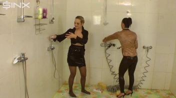 Catfighting WAM Babes Wash Themselves Off Screencap 86 on sinx.preview.netperv.com