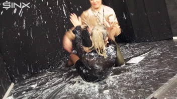 Catfighting WAM Babes Wash Themselves Off Screencap 22 on sinx.preview.netperv.com