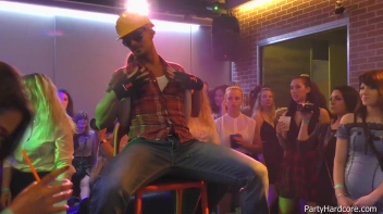 Party Hardcore Gone Crazy Vol. 41 Single Cut: Part 2 - Cam 2 Screencap 14 on sinx.preview.netperv.com