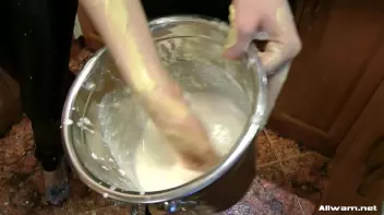 Sophie's Dirty Shoe & Fashion Birthday Screencap 45 on sinx.preview.netperv.com