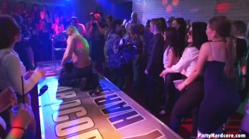 Party Hardcore Gone Crazy Vol. 34 Part 1 - Cam 1 Screencap 73 on sinx.preview.netperv.com