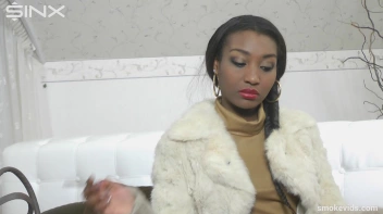 High Class Ebony Hunny Smokes In Bed Screencap 12 on sinx.preview.netperv.com