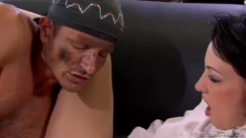 Leaking Fluids Screencap 32 on sinx.preview.netperv.com