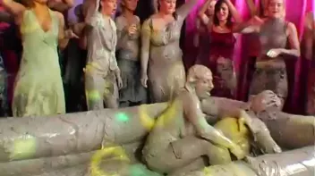 Elegant Muddy Wrestling? Screencap 60 on sinx.preview.netperv.com