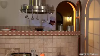 Small Pizza and a Large Glass of Piss, Please! Screencap 5 on sinx.preview.netperv.com