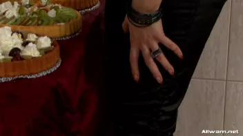 Hot And Messy Mamas Screencap 2 on sinx.preview.netperv.com