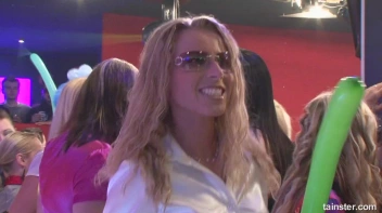 Gash Gamblers Part 5 - Cam 4 Screencap 30 on sinx.preview.netperv.com