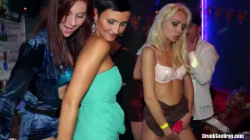 Bimbo Birthday Bash Part 2 - Main Edit Screencap 9 on sinx.preview.netperv.com