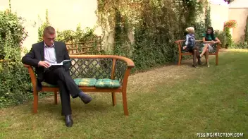 Piss Fun At The Park Screencap 3 on sinx.preview.netperv.com