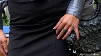 Piss Fun At The Park Screencap 35 on sinx.preview.netperv.com