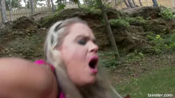 Washing her face with piss Screencap 37 on sinx.preview.netperv.com