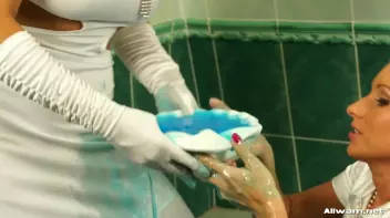 Wetlook In White Screencap 34 on sinx.preview.netperv.com