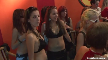 Bikini Beach Balls Part 4 - Cam 3 Screencap 37 on sinx.preview.netperv.com