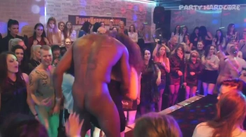 Party Hardcore Gone Crazy Vol. 27 Part 3 - Cam 2 Screencap 13 on sinx.preview.netperv.com