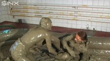 WAM Babes Catfight And Wrestle In The Mud Screencap 47 on sinx.preview.netperv.com