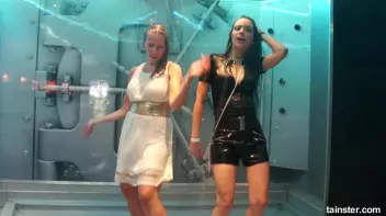 Dirty Wet Dancing Screencap 18 on sinx.preview.netperv.com