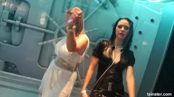 Dirty Wet Dancing Screencap 19 on sinx.preview.netperv.com