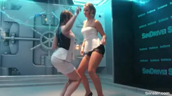 Dirty Wet Dancing Screencap 71 on sinx.preview.netperv.com