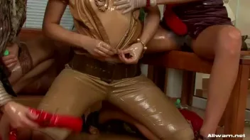 All Greased Up Screencap 84 on sinx.preview.netperv.com