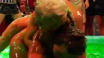 The Green Slime Pit! Screencap 45 on sinx.preview.netperv.com