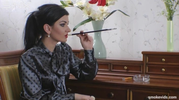 Seductress Smokes And Seduces Screencap 27 on sinx.preview.netperv.com