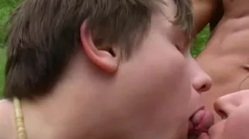 Castle View MMF Fucking Screencap 42 on sinx.preview.netperv.com