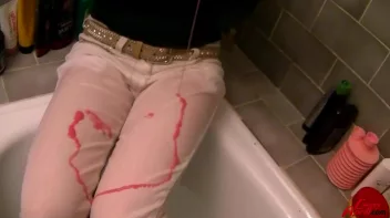 Savoring Every Moment Of Bath Time Screencap 29 on sinx.preview.netperv.com