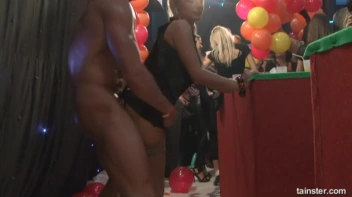 Gash Gamblers Part 2 - Cam 2 Screencap 115 on sinx.preview.netperv.com