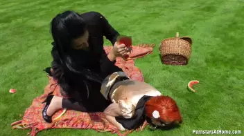 The Craziest Tourist Attraction In Town! Screencap 30 on sinx.preview.netperv.com