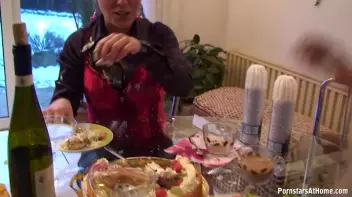 The Cake Party Disaster Screencap 41 on sinx.preview.netperv.com