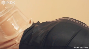 Babes With Baby Oil Screencap 26 on sinx.preview.netperv.com