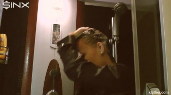 Solo Showering Seductress Screencap 10 on sinx.preview.netperv.com