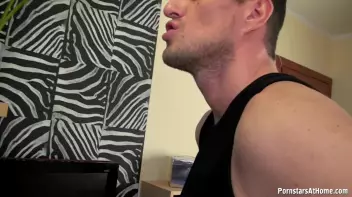 Fuck Me Like A Star Screencap 56 on sinx.preview.netperv.com