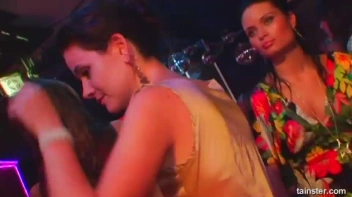 Eurobabe Olympics Part 4 - Cam 1 Screencap 11 on sinx.preview.netperv.com