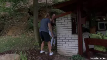 Pissing action in the garden Screencap 4 on sinx.preview.netperv.com
