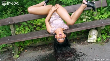 Sexy Pisser Caught Peeing In The Park Screencap 12 on sinx.preview.netperv.com