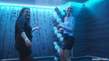 You See Me I Be Wet, Wet, Wet, Wet, Wet... Screencap 13 on sinx.preview.netperv.com