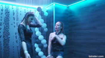 You See Me I Be Wet, Wet, Wet, Wet, Wet... Screencap 26 on sinx.preview.netperv.com